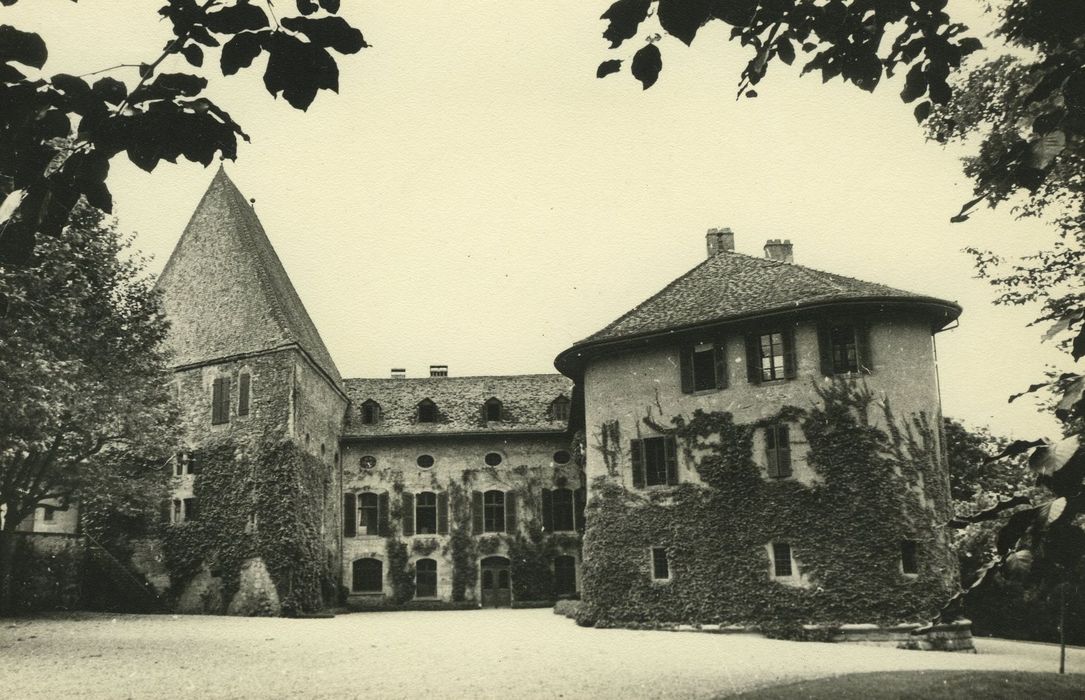 Château de Beauregard : Ensemble est, vue générale