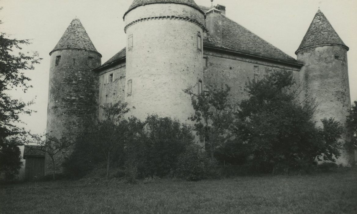 Château de Buffavent : Façades nord et est, vue générale