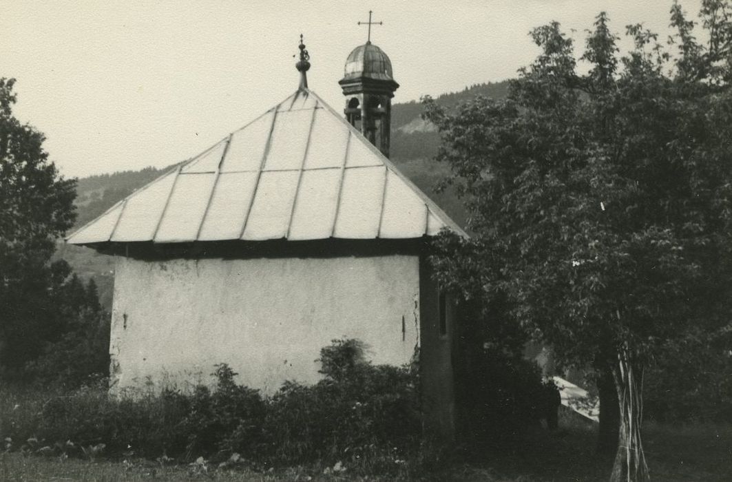 Chapelle des Chattrix : Façade ouest, vue générale