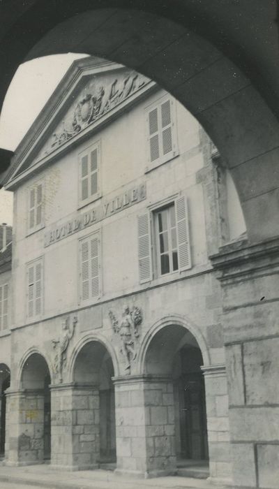 Couvent des Ursulines (ancien) : Façade ouest, vue partielle