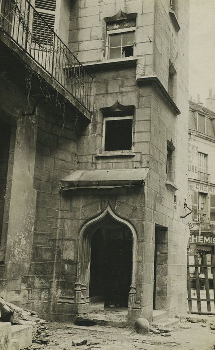 Hôtel Jacqueron : Tourelle d’escalier, vue partielle