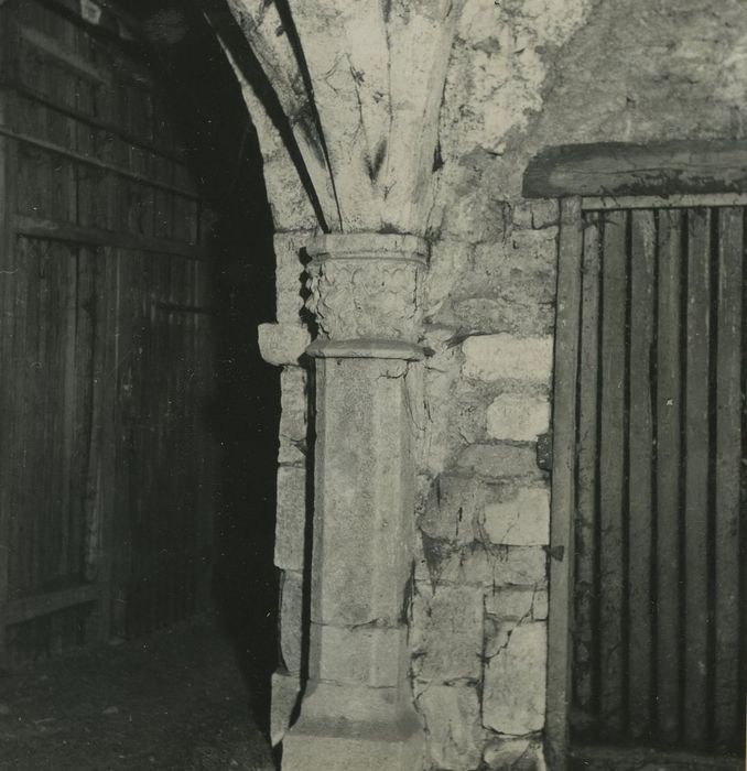 Hôtel Coeurderoy (ancien) : Sous-sol, vue partielle