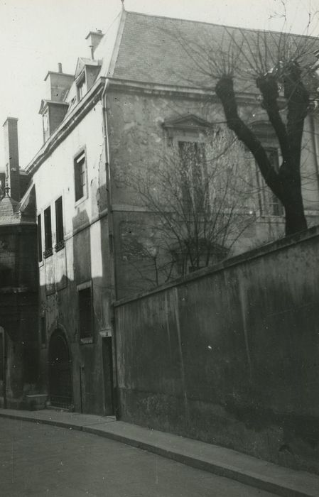 Hôtel Bouhier (petit) : Façade rue Liégeard, vue partielle