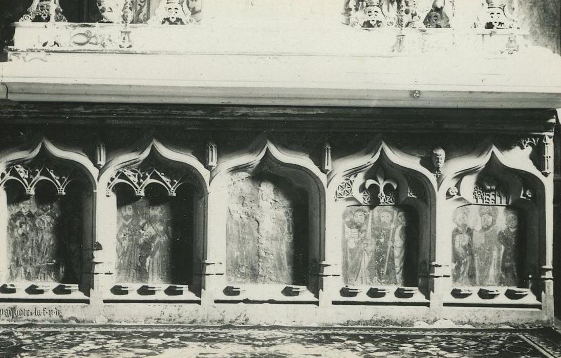 autel : Le Christ et les douze apôtres