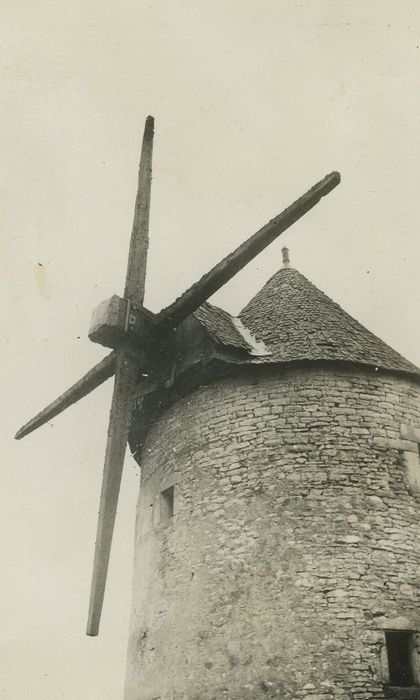 Moulin à vent, vue partielle