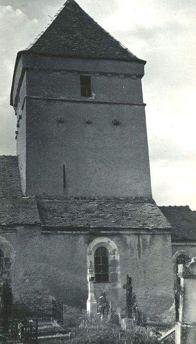 Eglise Saint-Barthélémy : Clocher, élévation sud, vue générale