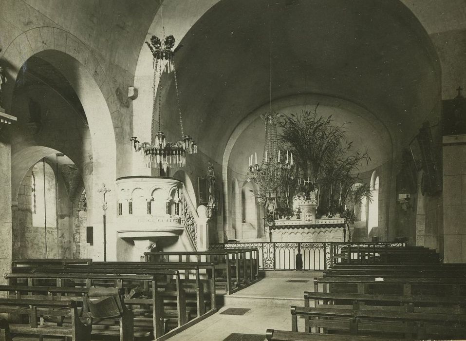 Eglise Saint-Jean-Baptiste : Nef, vue générale