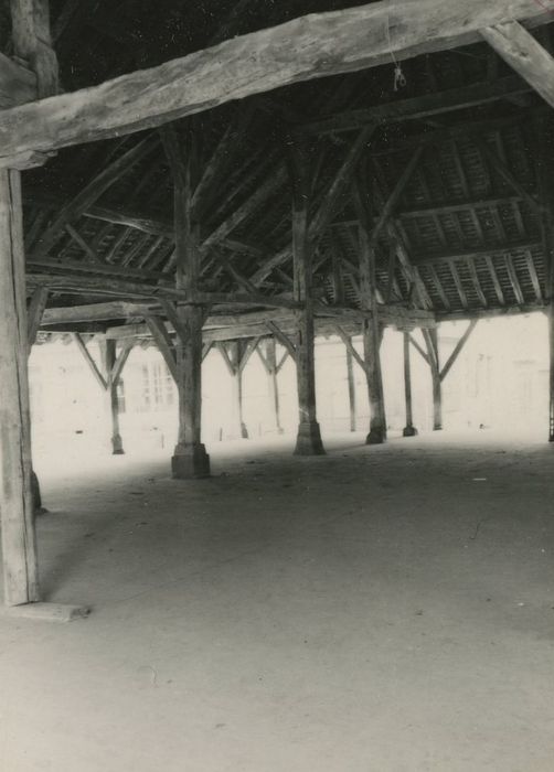 Halle aux grains, vue partielle