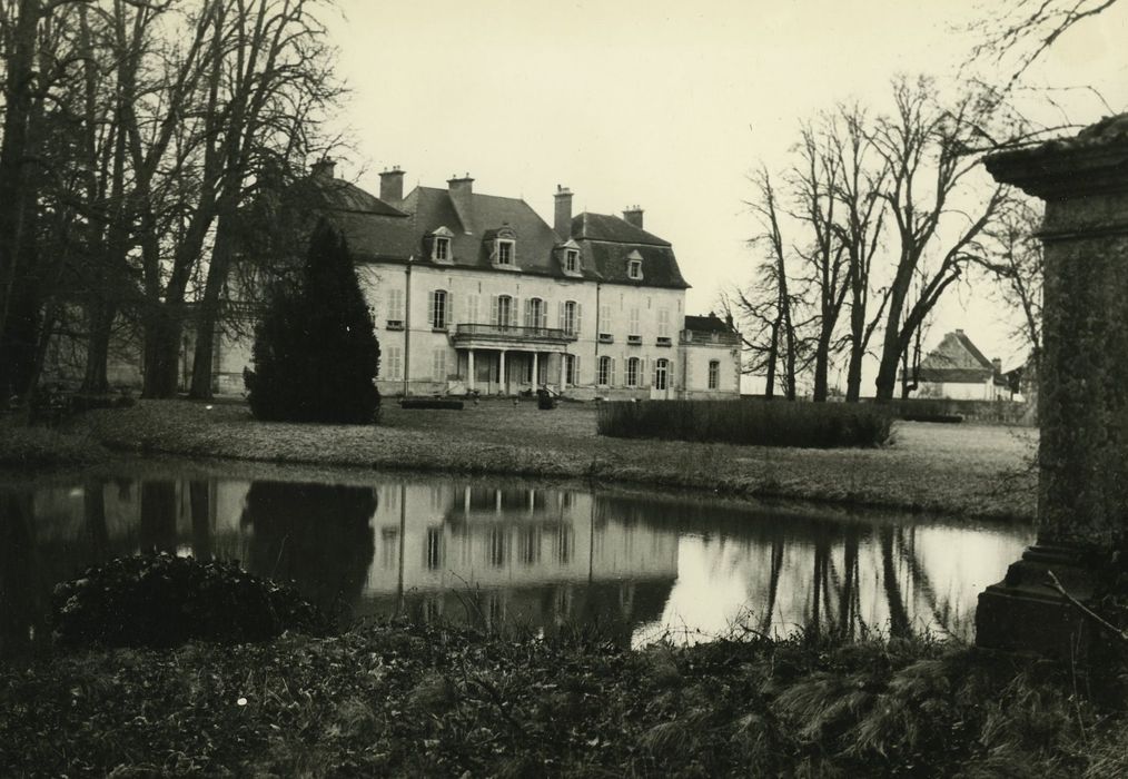 Château : Ensemble sud, vue générale