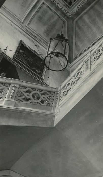 Château : Escalier d’honneur, vue partielle