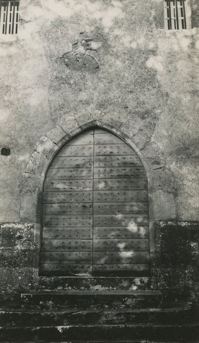 Eglise Saint-Clément : Portail occidental, vue générale