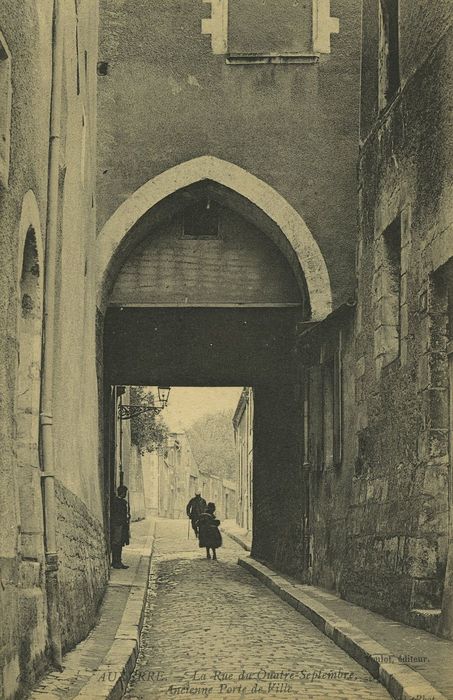 Porte de Ville (ancienne), vue partielle