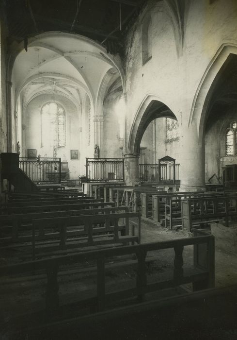 Eglise Saint-Médard : Nef, vue générale