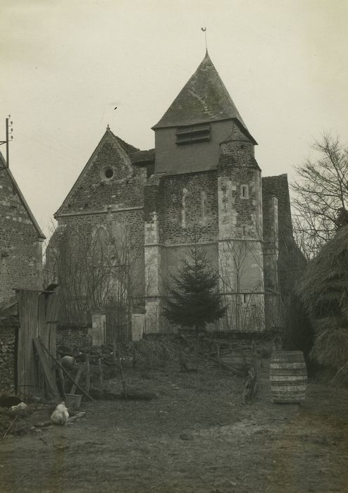 Eglise Saint-Médard : Façade occidentale, vue générale