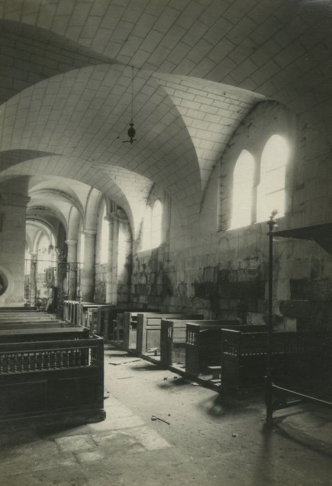 Eglise Saint-Germain : Bas-côté sud, vue générale