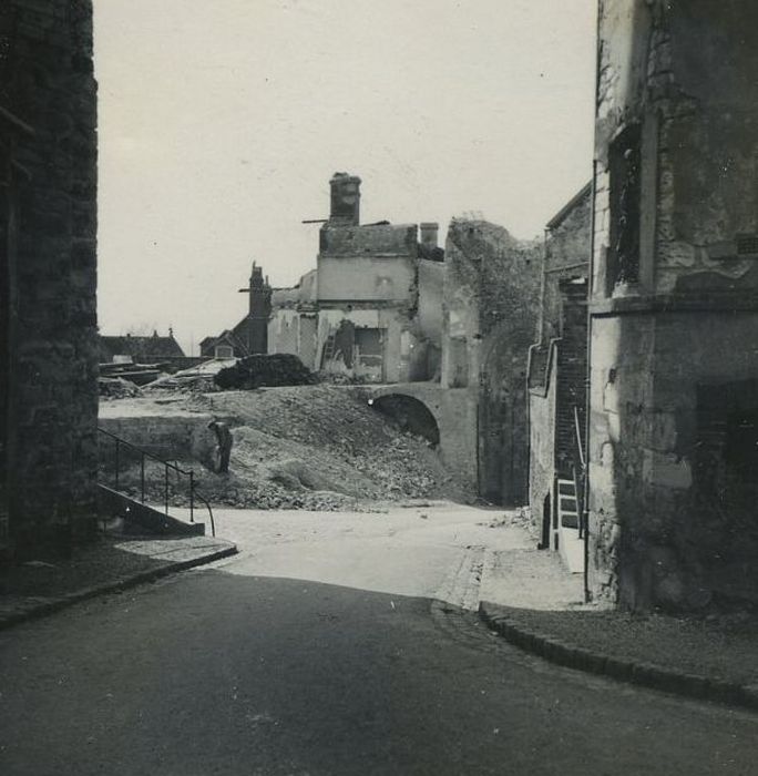 Porte Saint-Jean : Vue partielle, élévation est