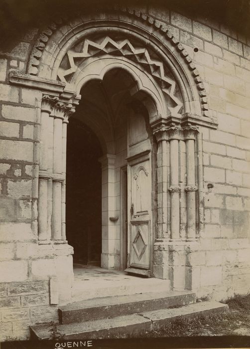 Eglise Notre-Dame de l' Assomption : Portail occidental, vue générale