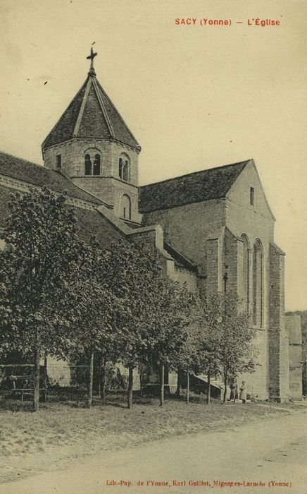 Eglise Saint-Jean-Baptiste : Façade latérale sud, vue partielle