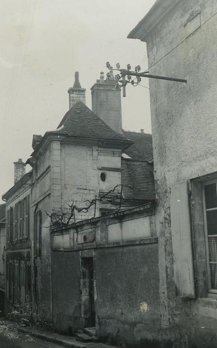 Maison : Façade sur la rue, vue générale