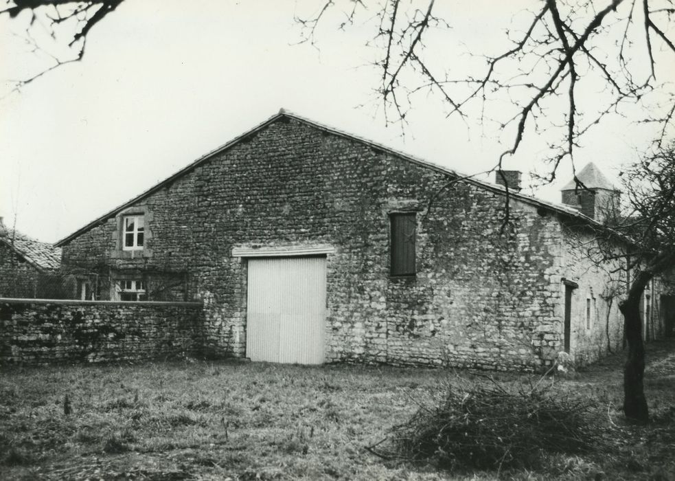 Ancienne maison : Façade sud, vue générale