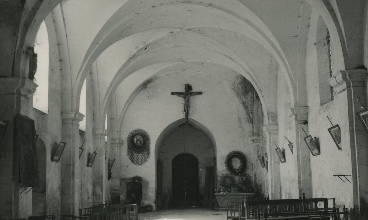 Eglise Saint-Jean-Baptiste : Nef, vue générale