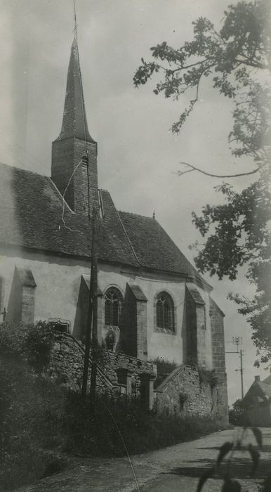 Eglise Saint-Martin : Façade latérale sud, vue partielle