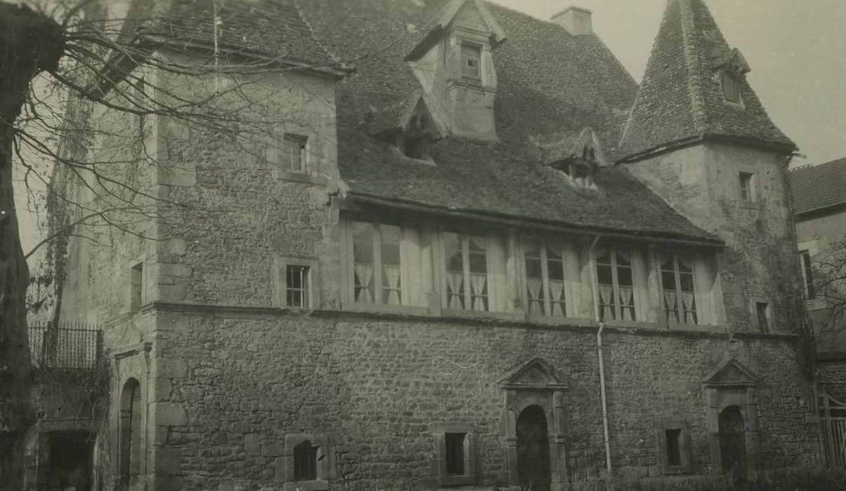 Maison dite des Templiers : Façade nord-est, vue générale