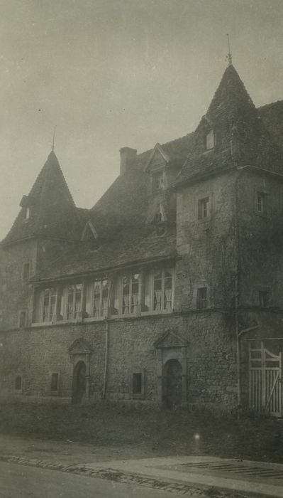 Maison dite des Templiers : Façade nord-est, vue générale