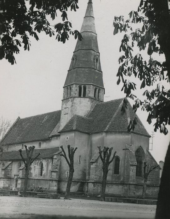 Eglise paroissiale : Ensemble sud-ouest, vue générale