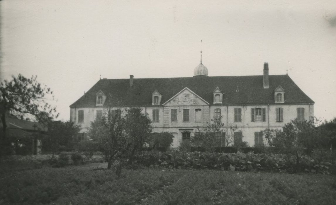 Hôtel-Dieu : Façade ouest, vue générale