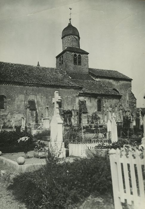 Eglise de Morey (ancienne) : Façade latérale sud, vue partielle