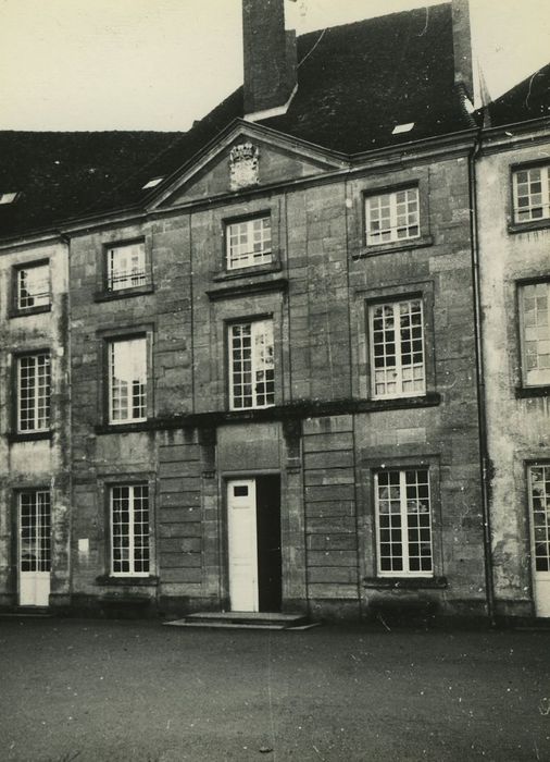 Domaine de Grammont : Façade nord, pavillon central, vue générale