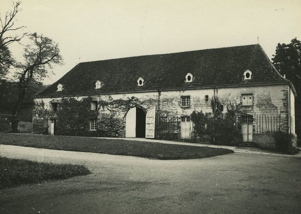 Domaine de Grammont : Communs est, façade ouest, vue générale