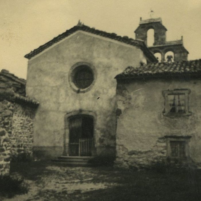 Eglise Saint-Pierre : Façade occidentale, vue générale