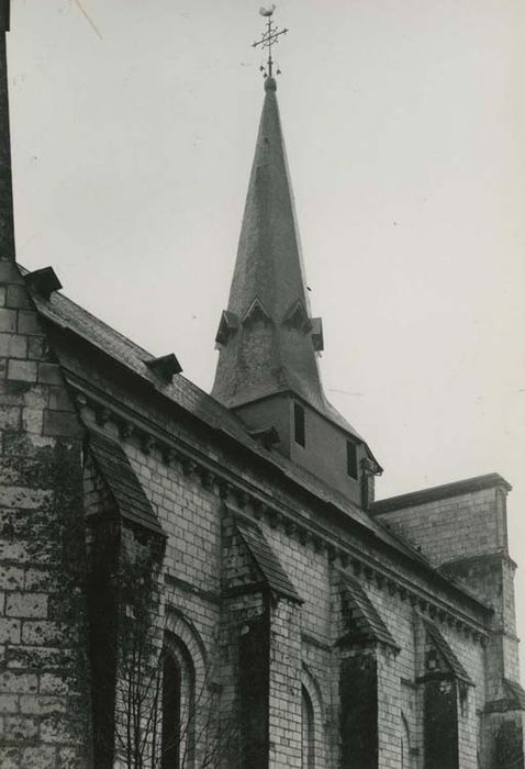 façade latérale sud, vue partielle