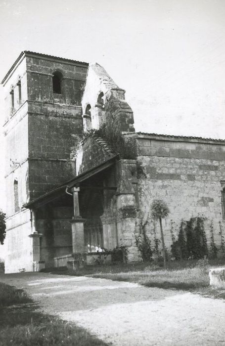 façade latérale sud, vue partielle