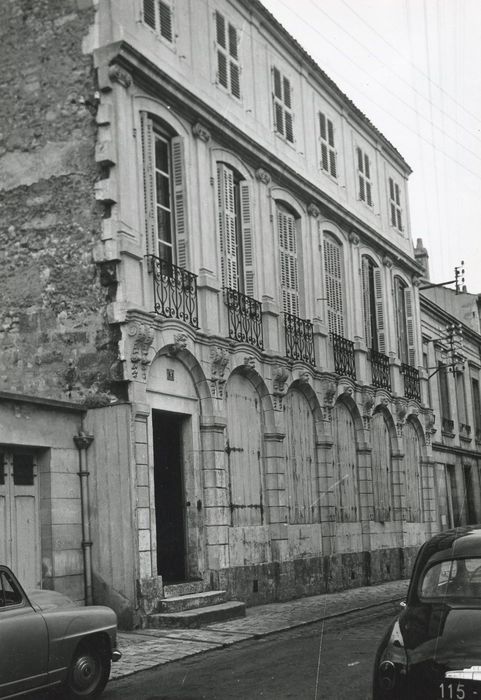 façade sur rue