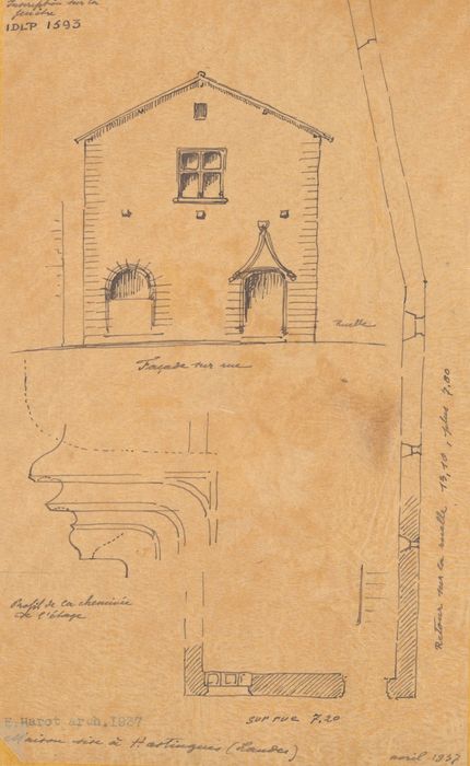 façade sur rue, coupe du profil de la cheminée du 1er étage, détail (dessin : encre sur papier)