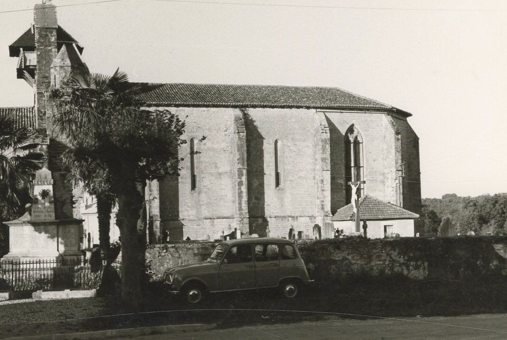 façade latérale sud, vue partielle