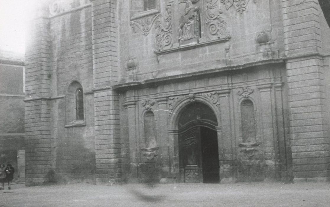 façade ouest, vue partielle