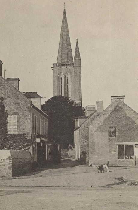 vue partielle de l’église dans son environnement