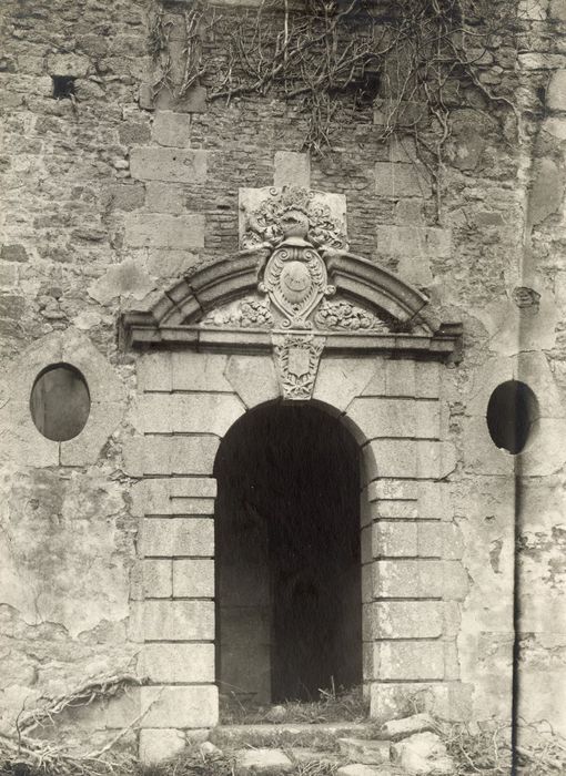 porte d’accès au logis