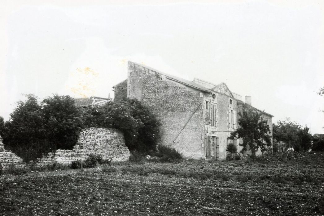 façade sud-ouest, vue partielle