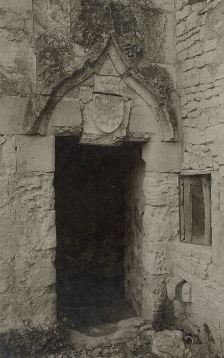 porte d’accès à la tourelle d’escalier