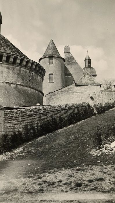 vue partielle du château depuis le Sud