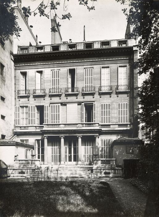 façade sur jardin