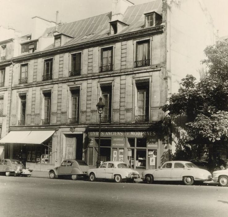 façade sur la rue de Tournon