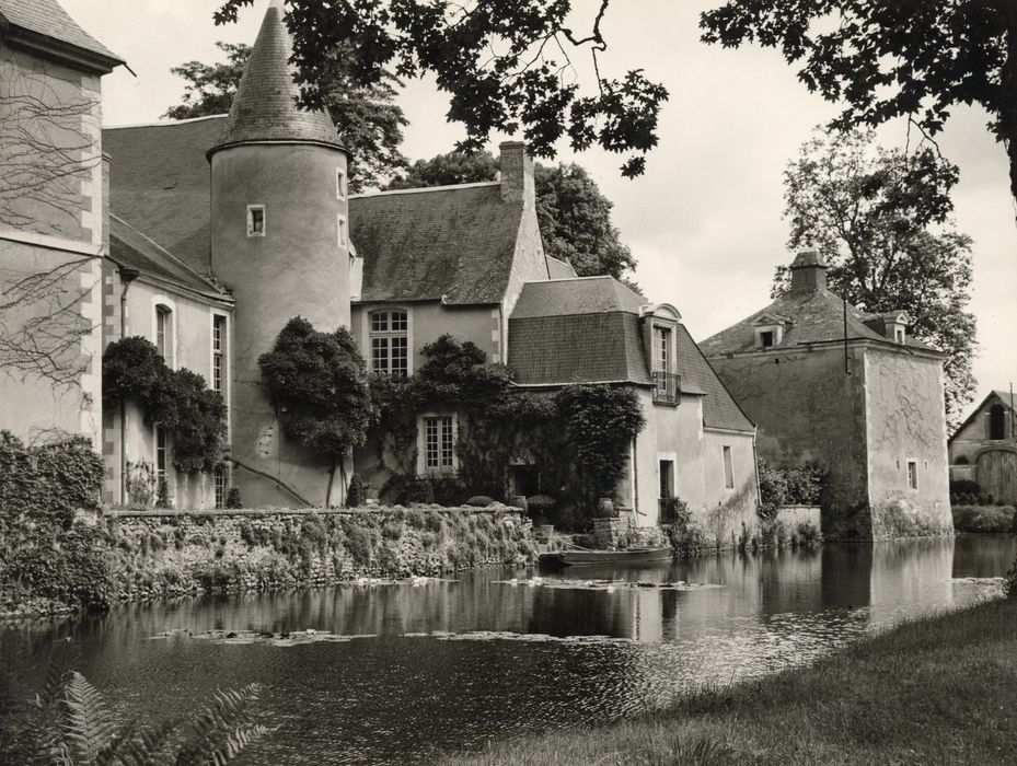 vue partielle des bâtiments depuis le Sud-Ouest