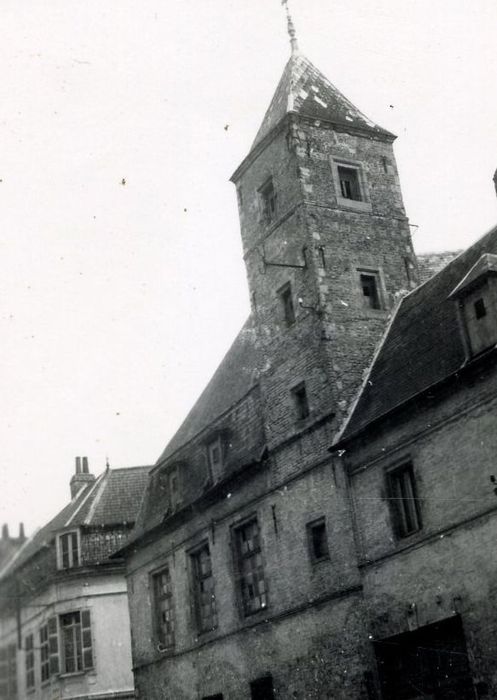 vue partielle du bâtiment