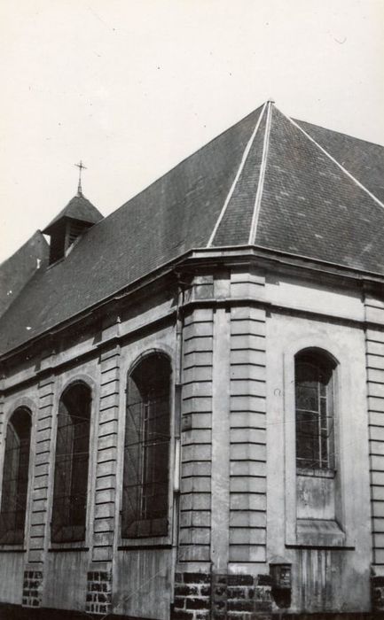 chapelle, façades sur la rue Sainte-Agnès